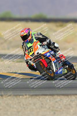 media/Oct-06-2024-Race Pace (Sun) [[d7d39ec7ad]]/4-Turn 15 (815am)/